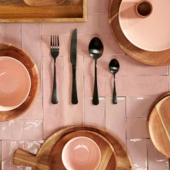 CASA Axelle Cubierto De 16 Piezas Negro