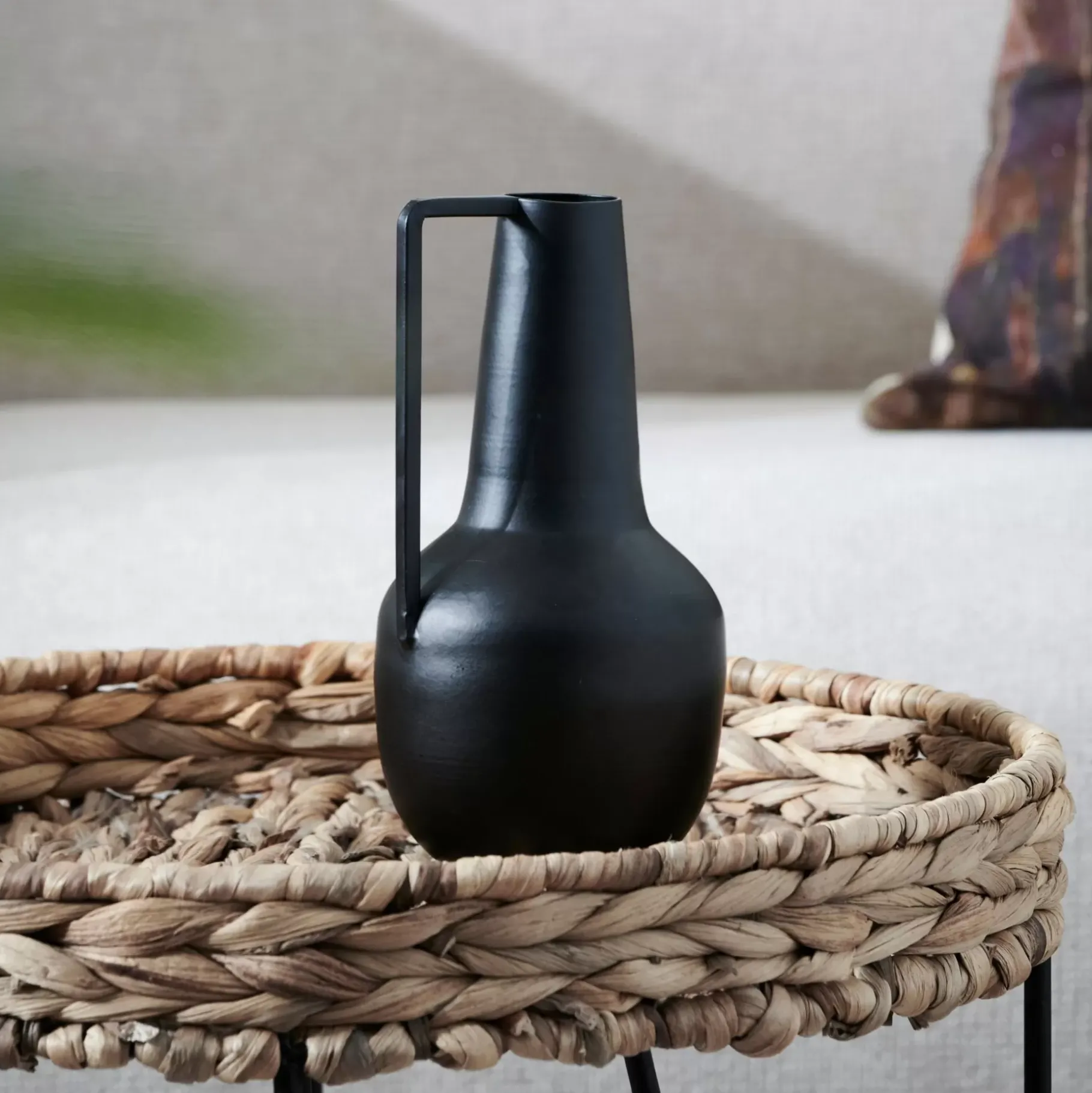 CASA Basta Florero Negro