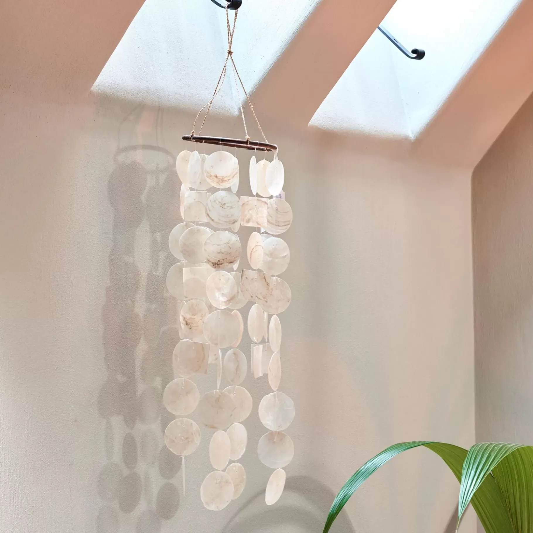 CASA Capiz Movil De Conchas Blanco