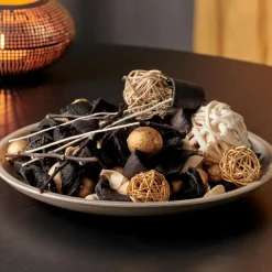 CASA Escape Black Oudh Popurri Negro