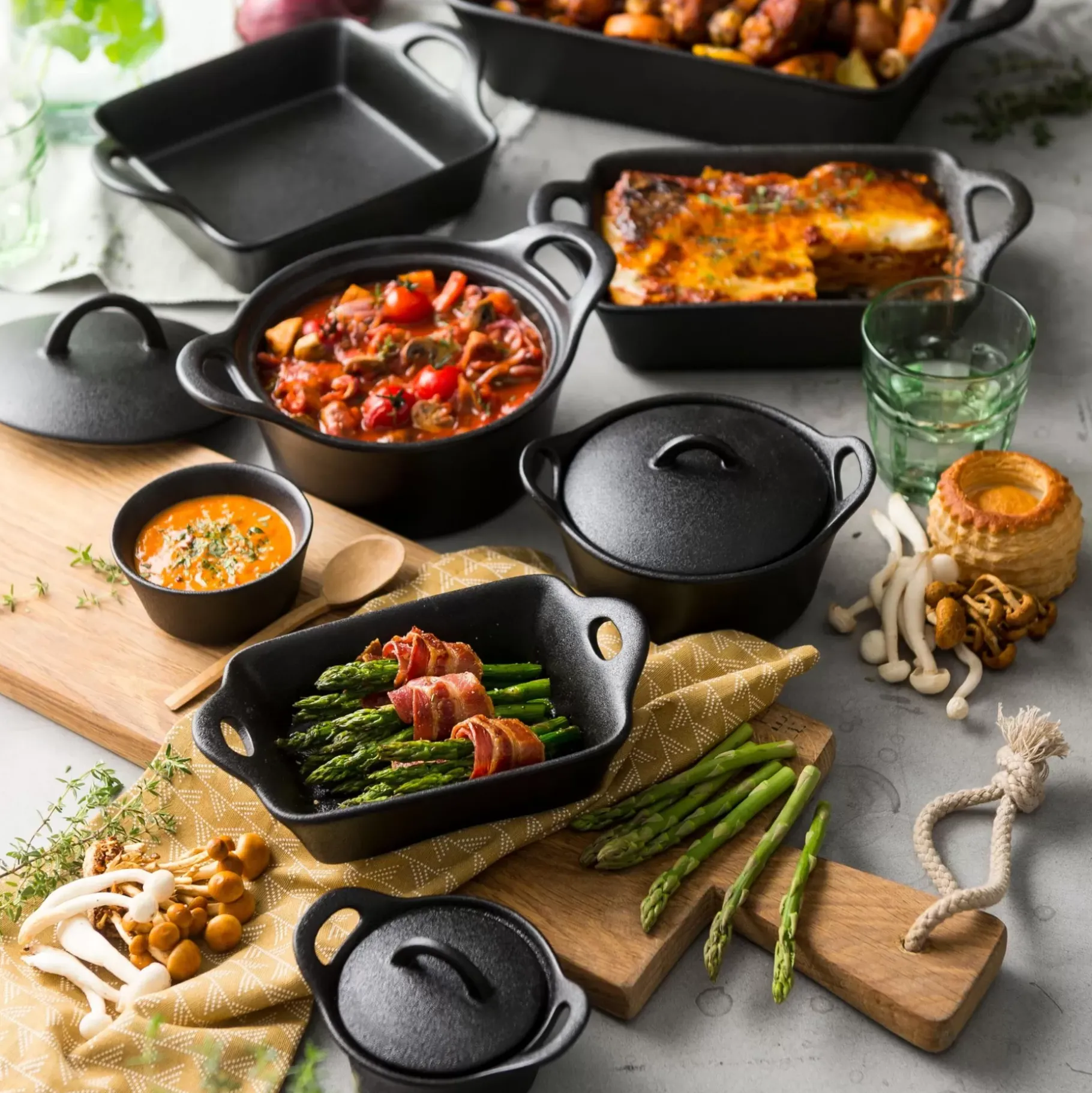 CASA Fero Cazuela Para Horno Con Tapa Negro