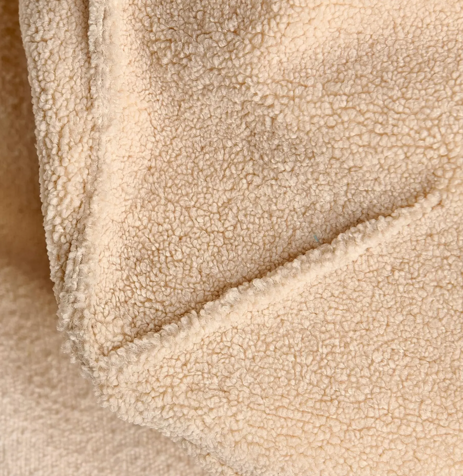 CASA Jacki Tejido Teddy Blanco