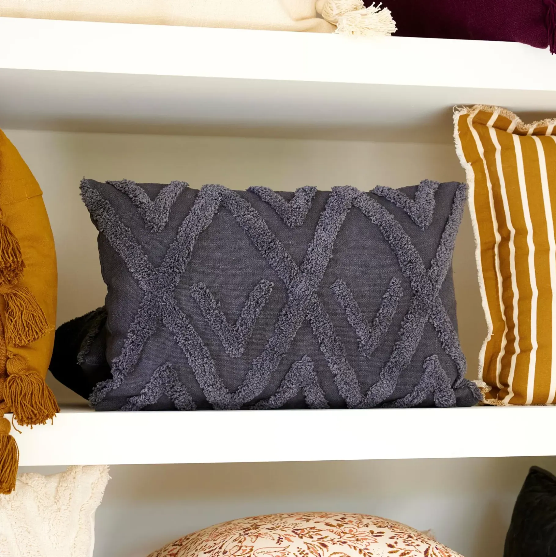 CASA Jona Cojin Antracita