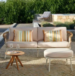 CASA Largow Conjunto Lounge Arena