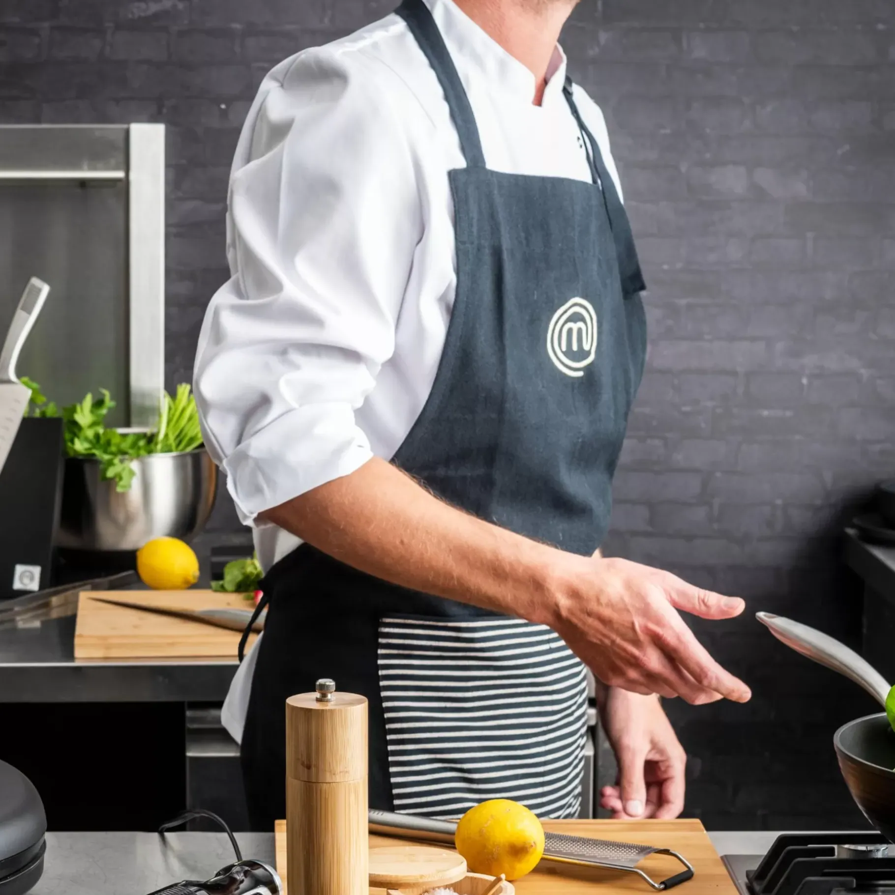 CASA Masterchef Delantal Negro