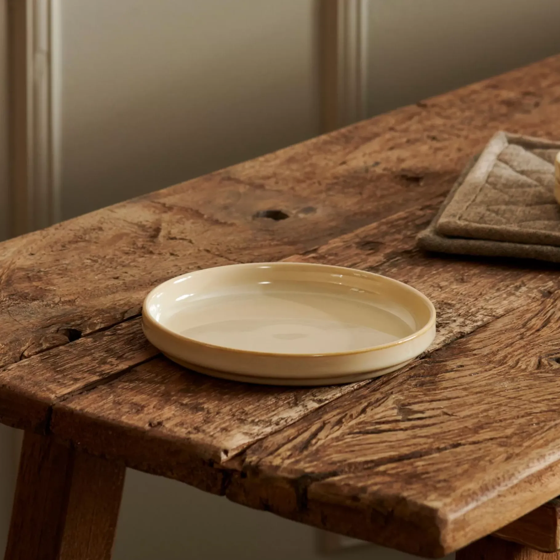 CASA Mineral Sand Plato Beis