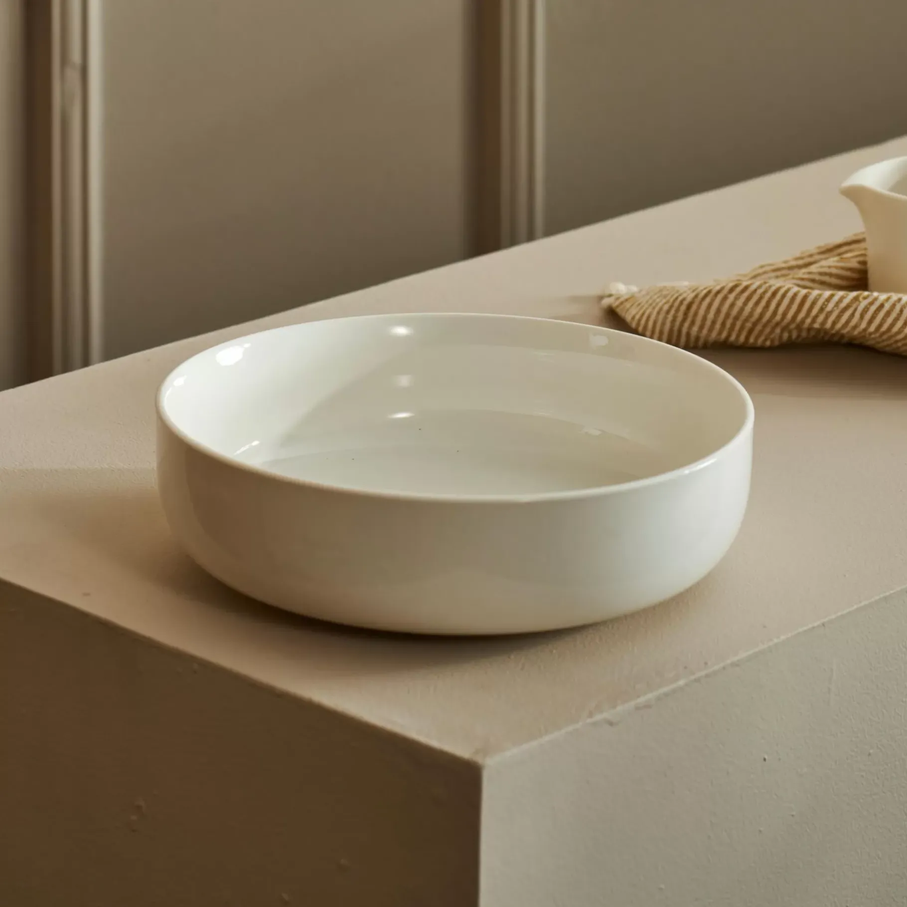 CASA Moon Plato Hondo Blanco