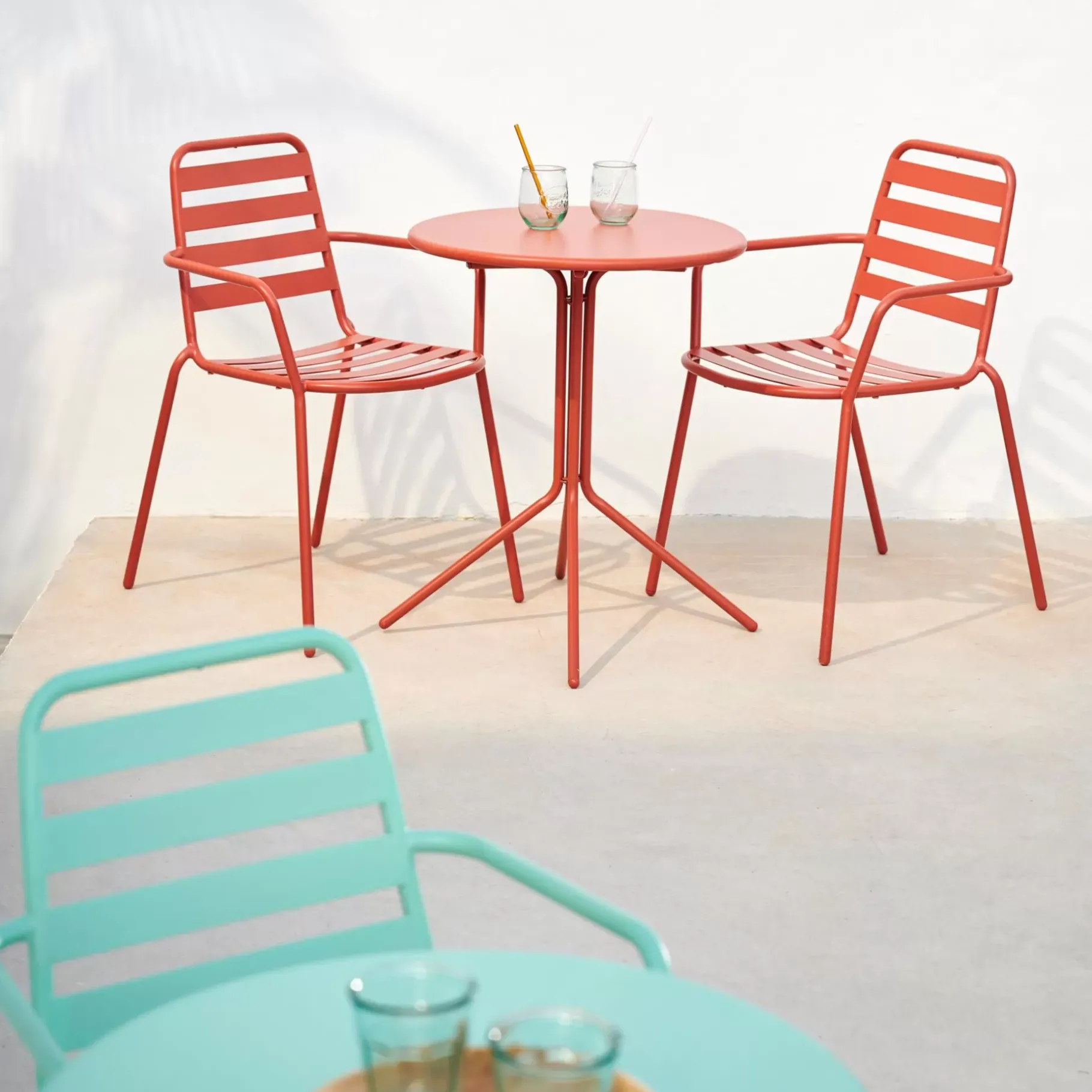 CASA Olav Mesa Bistro Terracota